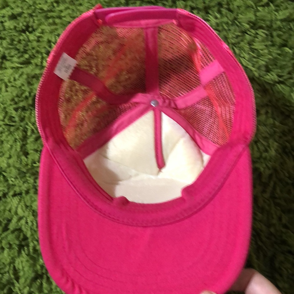 Bright Pink Vans Hat - Picture 4 of 5